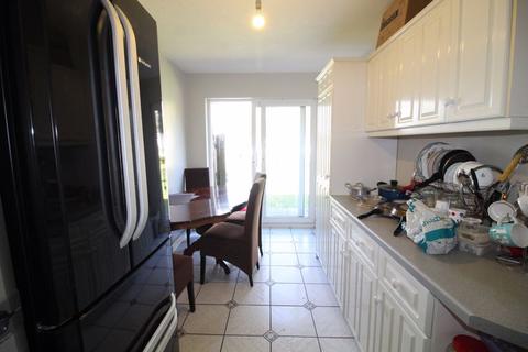 19 Lippitts Hill, Luton, LU2 7YN