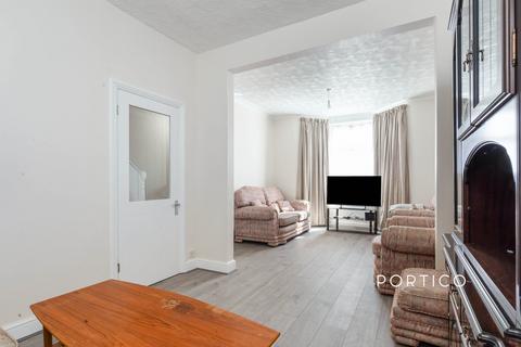3 bedroom terraced house to rent, Monega Road, E7