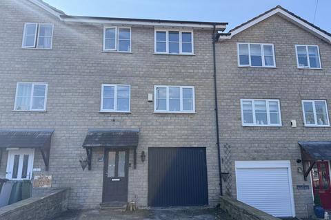 4 bedroom mews for sale, Hawthorn Road, Bollington
