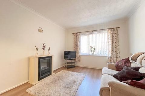 1 bedroom apartment for sale, Hucclecote Road, Gloucester