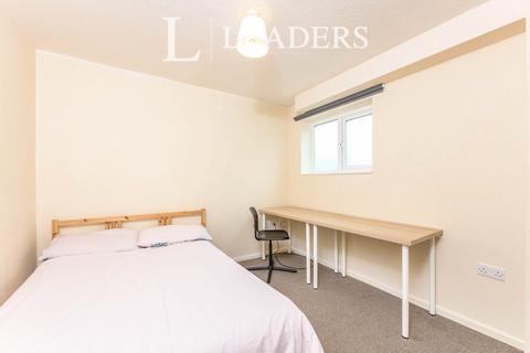 5 bedroom house share to rent, Room 1, Bouverie Walk, NN1 5SP