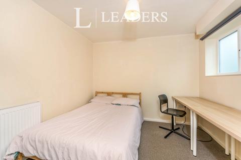 5 bedroom house share to rent, Room 1, Bouverie Walk, NN1 5SP