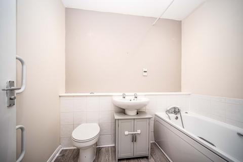 2 bedroom flat to rent, Merchant Court, Bedford, MK42 0AT
