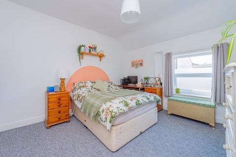 30 Albert Road, Oswestry, SY11 1NH