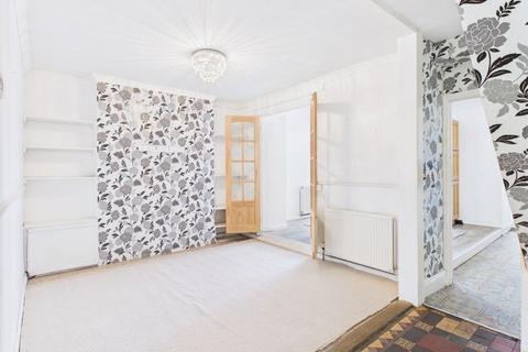 undefined, Heamoor, Penzance - Spacious home