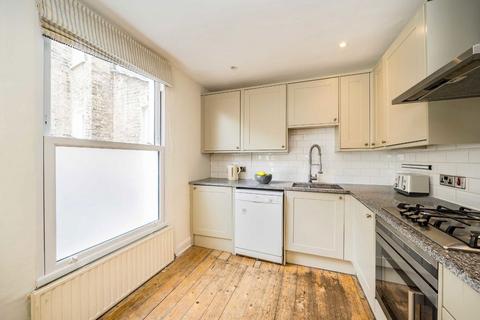 3 bedroom maisonette for sale, Longbeach Road, London SW11