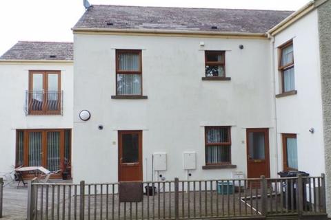 1 bedroom property to rent, High Street, Bream GL15