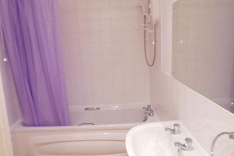 1 bedroom property to rent, High Street, Bream GL15