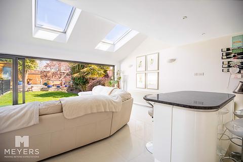 4 bedroom detached house for sale, Mortimer Road, Bournemouth, BH8 9HP