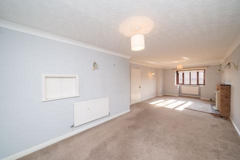 2 Bramble Close, Cradley Heath, B64 5QQ