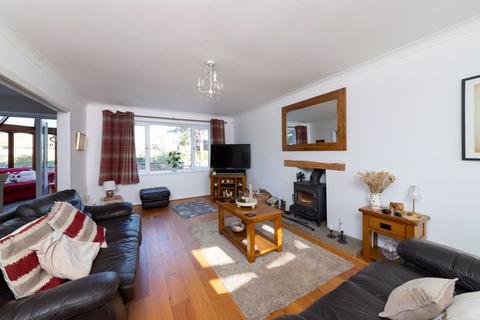 4 bedroom detached house for sale, Banbury Road, Banbury OX15