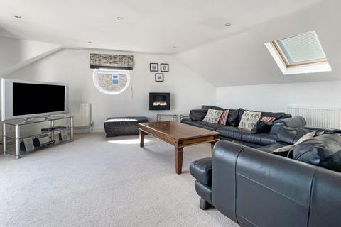 2 bedroom apartment for sale, Orchard Place, Cowes PO31
