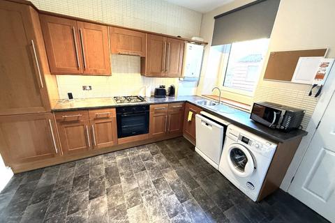 3 bedroom semi-detached house to rent, Millbank Place, Kittybrewster, Aberdeen, AB25