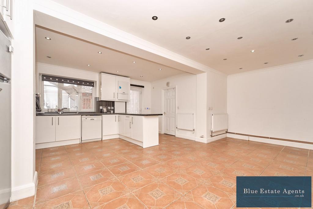 Extended Kitchen And Diner