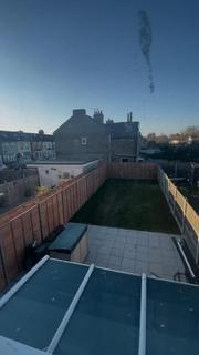 3 bedroom detached house to rent, Sheringham Avenue, Romford, London, United Kingdom, RM7 9DR