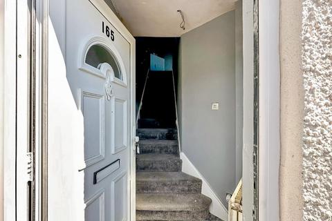 2 bedroom maisonette for sale, Limpsfield Road, Warlingham, Surrey, CR6 9RG