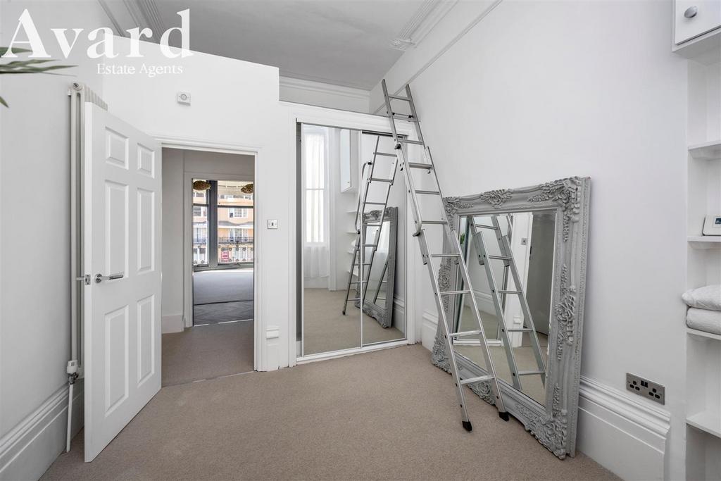 Bedford Square, 31, Flat 8-005.JPG