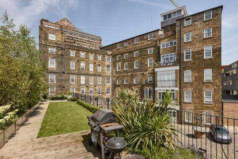 2 bedroom apartment to rent, Greenwich High Road Greenwich SE10