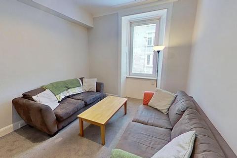 4 bedroom flat to rent, Fowler Terrace, Edinburgh, EH11