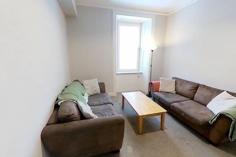 4 bedroom flat to rent, Fowler Terrace, Edinburgh, EH11