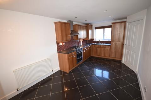 3 bedroom semi-detached house to rent, Hetton Drive, Clay Cross, Chesterfield, Derbyshire, S45