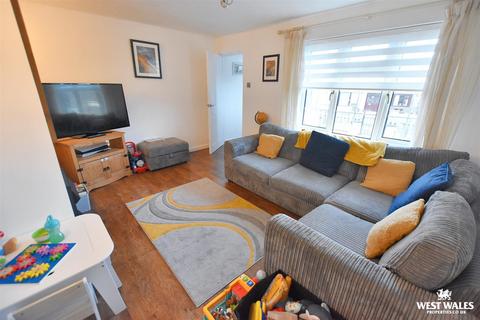 2 bedroom semi-detached bungalow for sale, Lyndhurst Avenue, Broadmoor, Kilgetty