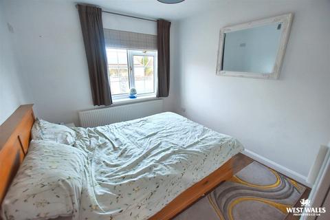 2 bedroom semi-detached bungalow for sale, Lyndhurst Avenue, Broadmoor, Kilgetty