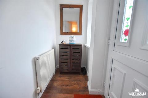 2 bedroom semi-detached bungalow for sale, Lyndhurst Avenue, Broadmoor, Kilgetty