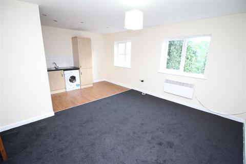 2 bedroom apartment to rent, Parsons Way, Manchester M9