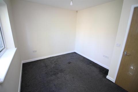 2 bedroom apartment to rent, Parsons Way, Manchester M9