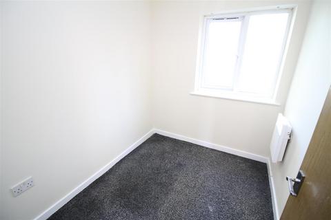 2 bedroom apartment to rent, Parsons Way, Manchester M9
