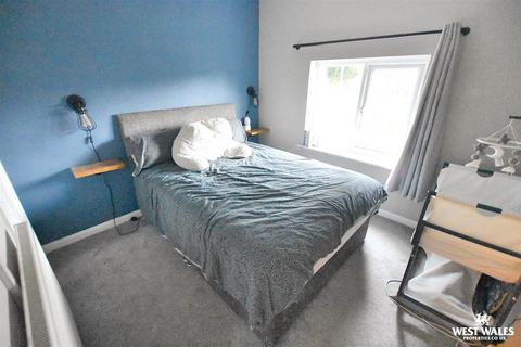 2 bedroom semi-detached house for sale, Station Road, Kilgetty