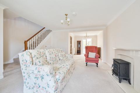 61 Ladymeade, Ilminster, TA19 0EA