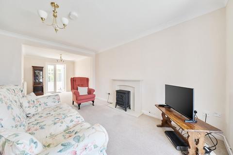 61 Ladymeade, Ilminster, TA19 0EA