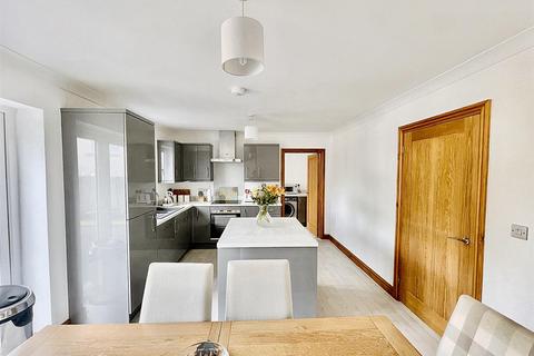 4 bedroom detached house for sale, Garden Meadows Park, Tenby