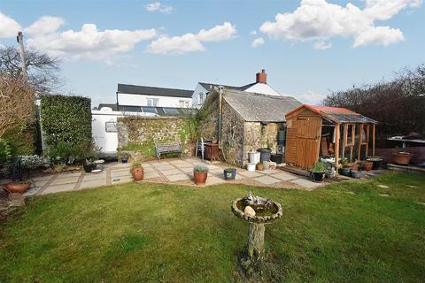 4 bedroom detached house for sale, Knightson Lake Farmhouse, New Hedges, Tenby