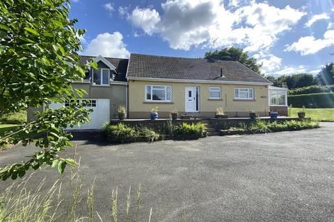 3 bedroom detached bungalow for sale - Wooden, Saundersfoot