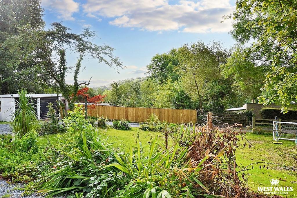 7b Cz Da Lxv Eam3 YXYl FIB5w.jpg