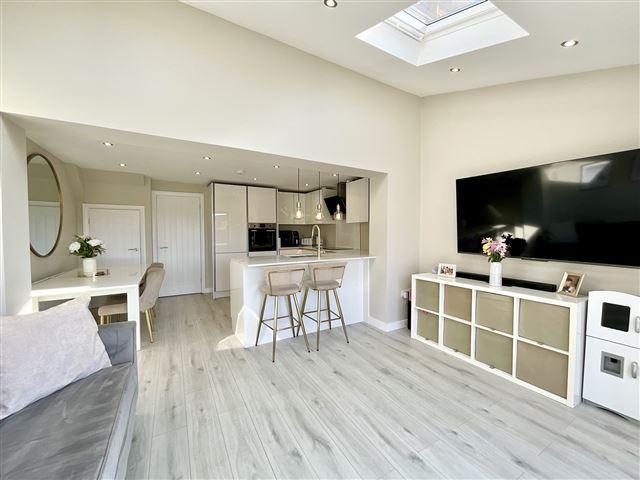Living/kitchen/dining space