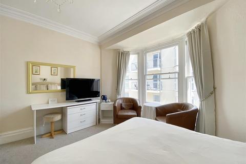 Guest house for sale, St. Marys Street, Tenby