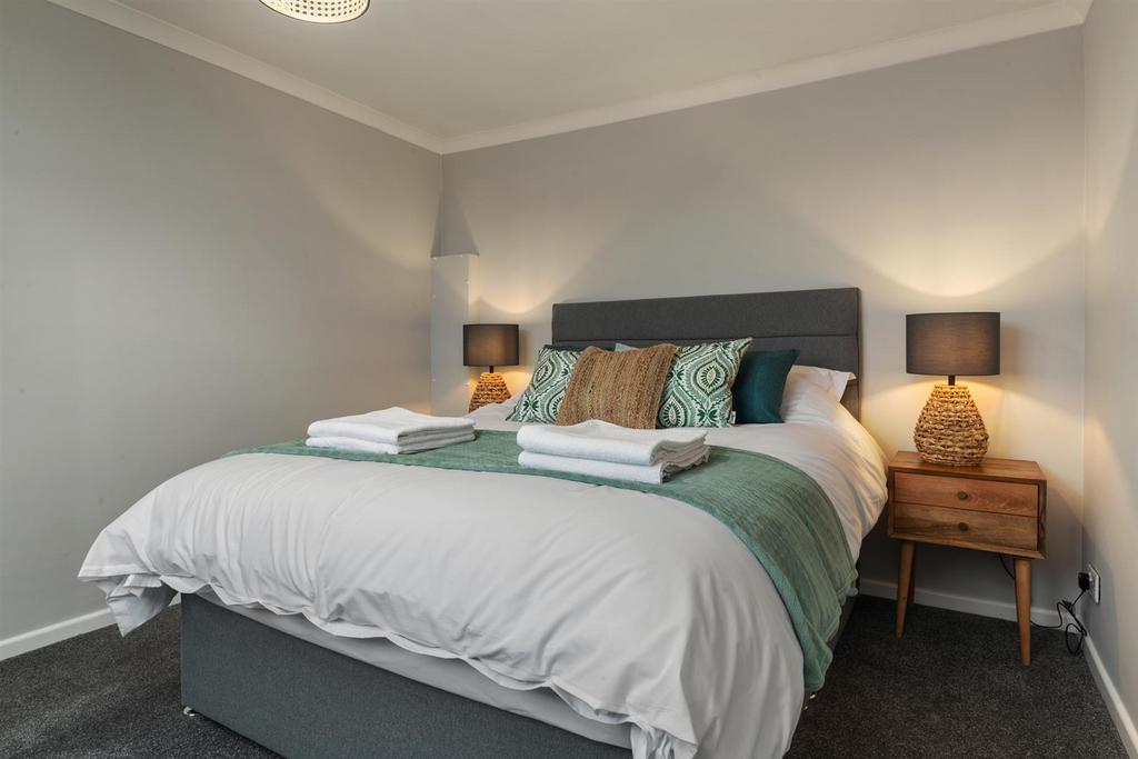 4 Bevlin Hall Saundersfoot - Final Edits -2.jpg
