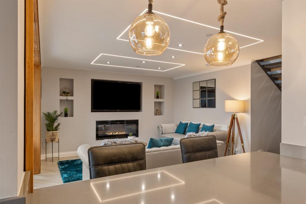 4 Bevlin Hall Saundersfoot - Final Edits -18.jpg