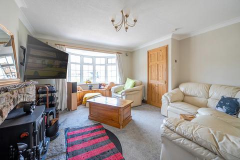 15 Campbell Close, Buckingham, MK18 7HP