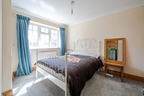15 Campbell Close, Buckingham, MK18 7HP