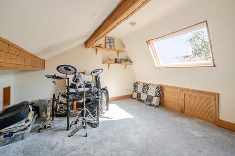 15 Campbell Close, Buckingham, MK18 7HP