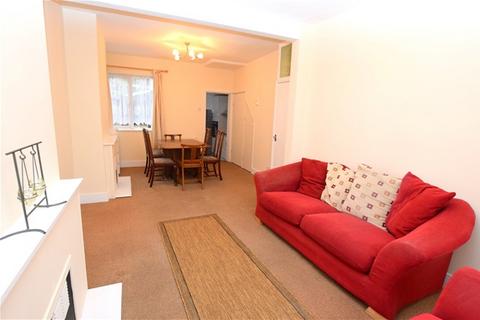 3 bedroom house to rent, Brydges Road, Stratford