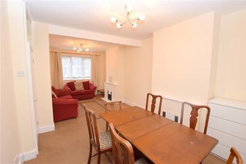 3 bedroom house to rent, Brydges Road, Stratford