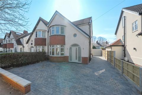 10 The Turnways, Leeds, LS6 3DU