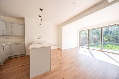 10 The Turnways, Leeds, LS6 3DU