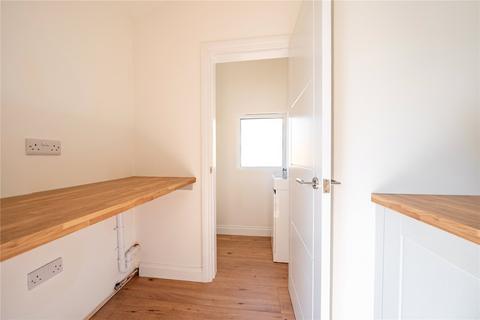 10 The Turnways, Leeds, LS6 3DU
